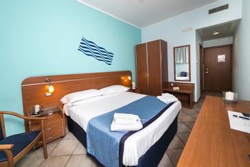 MilleniuM Gold Hotel | Naples | Galleria 6