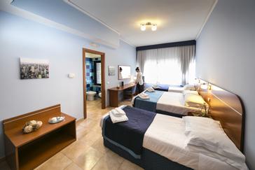 MilleniuM Gold Hotel | Naples | Galleria 32